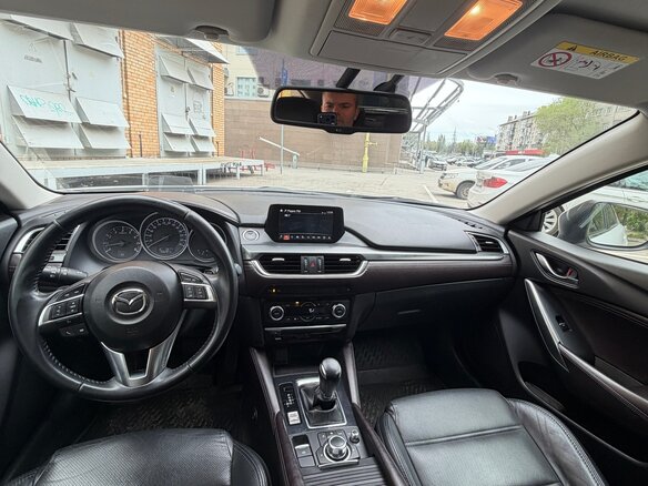 2016 Mazda 6 III (GJ) Рестайлинг, белый, 1750000 рублей - вид 11