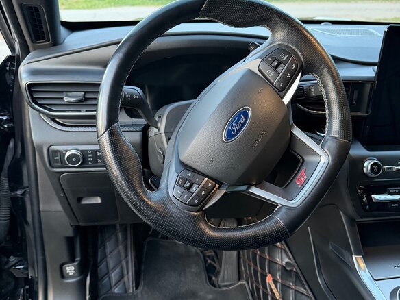 2020 Ford Explorer VI, чёрный, 4700000 рублей - вид 13