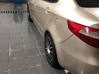 2013 Kia Rio 5-speed III, бежевый, 750000 рублей, вид 5