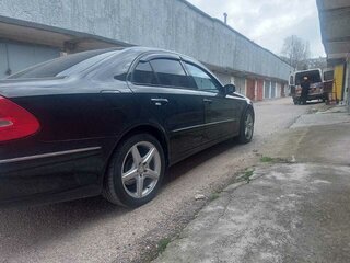 2005 Mercedes-Benz E-Класс 200 III (W211, S211), чёрный, 800000 рублей, вид 5