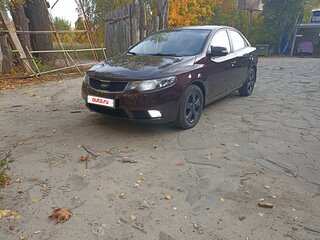 2010 Kia Cerato 4-speed II, фиолетовый, 800000 рублей, вид 1