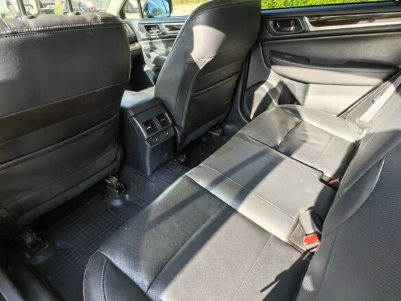 2016 Subaru Outback V, красный - вид 8