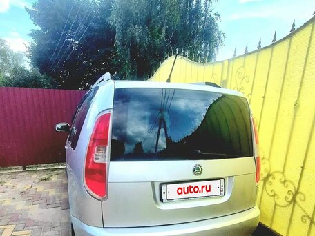2012 Skoda Roomster I Рестайлинг, серебристый, 470000 рублей, вид 2