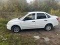 2013 Lada (ВАЗ) Granta I, белый, 270000 рублей - вид 2