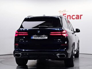 2025 BMW X5 30d IV (G05/G18) Рестайлинг, чёрный, 12556344 рублей, вид 4