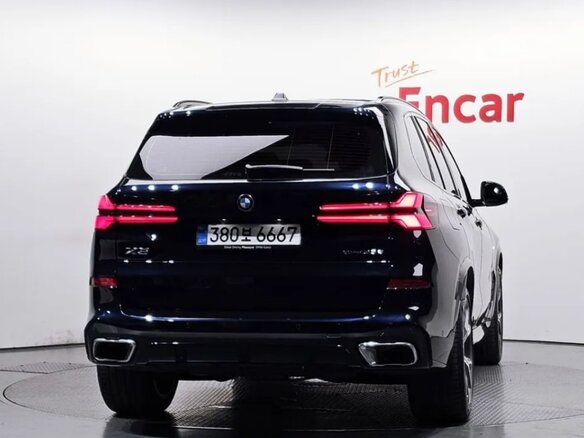 2025 BMW X5 30d IV (G05/G18) Рестайлинг, чёрный, 12291802 рублей - вид 3