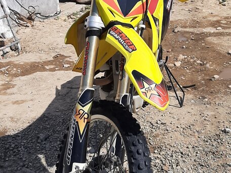 2011 Suzuki RM-Z 250, жёлтый, 500000 рублей, вид 3