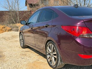 2013 Hyundai Solaris I, фиолетовый, 980000 рублей, вид 3