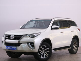 2019 Toyota Fortuner II, белый, 4229000 рублей, вид 3