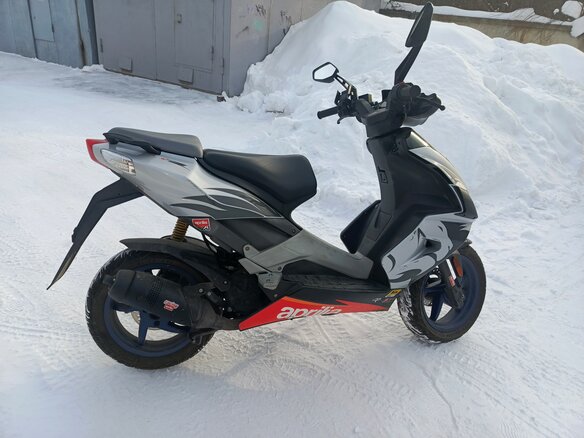 2012 Aprilia SR 50 R, серый, 150000 рублей - вид 4