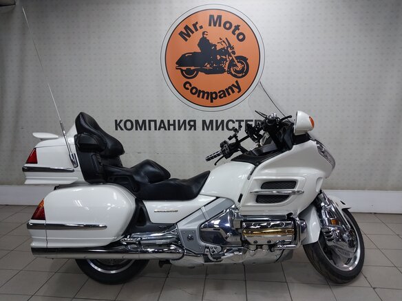 2002 Honda GL 1800 Gold Wing, белый, 875000 рублей