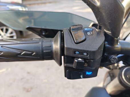 2023 Bajaj Dominar 400, чёрный, 370000 рублей, вид 2