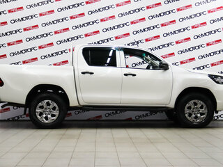 2021 Toyota Hilux VIII Рестайлинг 2, белый, 3265650 рублей, вид 3
