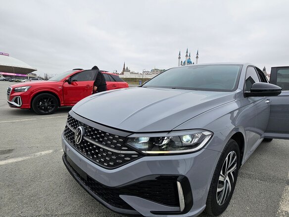 2023 Volkswagen Lavida III Рестайлинг, серый - вид 4