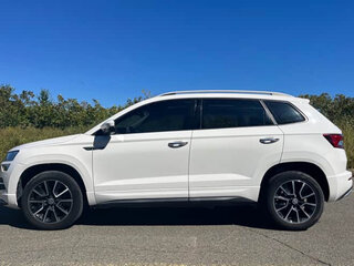 2022 Skoda Karoq I Рестайлинг, белый, 1550000 рублей, вид 2