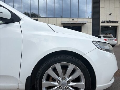 2011 Kia Cerato 6-speed II, белый, 800000 рублей, вид 5