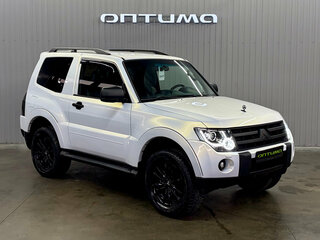 2007 Mitsubishi Pajero IV, белый, 1597000 рублей, вид 3