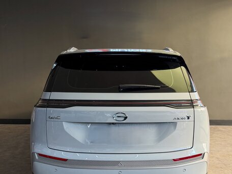 2024 Aion V Plus 72.1 kWh, белый, 1710000 рублей, вид 4