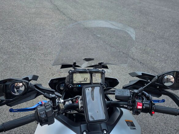 2015 Yamaha MT-09 Tracer (FJ-09), серый, 739000 рублей - вид 13