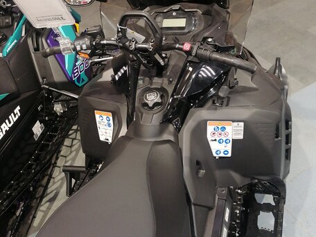 2024 BRP Ski-Doo Skandic 900, чёрный, 2690000 рублей, вид 3