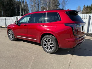 2019 Cadillac XT6 I, красный, 4300000 рублей, вид 4