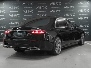 2026 Mercedes-Benz S-Класс 500 4MATIC VII (W223), чёрный, 29916000 рублей, вид 4