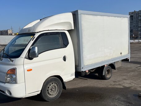 2011 Hyundai Porter II, белый, 950000 рублей, вид 2