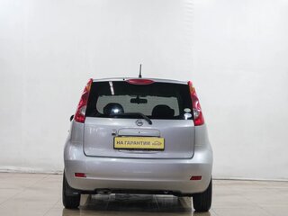 2010 Nissan Note I Рестайлинг, серебристый, 679000 рублей, вид 5