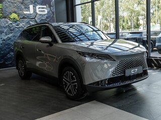 2026 Omoda C7, серый, 3464010 рублей, вид 3