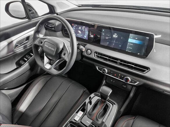 2025 BAIC U5 Plus, чёрный - вид 16