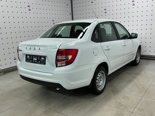 2026 Lada (ВАЗ) Granta I Рестайлинг, белый, 982000 рублей, вид 4