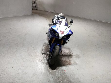 2013 Yamaha YZF-R1, синий, 1110000 рублей, вид 3