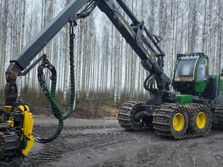 2023 John Deere 1270E, зелёный, 51490000 рублей, вид 3
