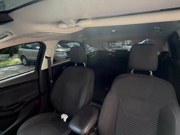 2015 Ford Focus III Рестайлинг, серый, 1000000 рублей - вид 9