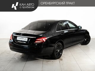 2020 Mercedes-Benz E-Класс 200 d V (W213, S213, C238), чёрный, 2648000 рублей, вид 3