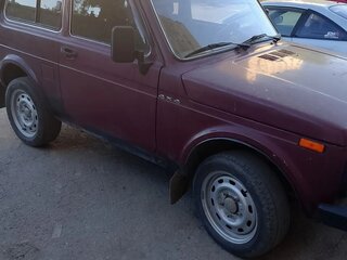 1996 Lada (ВАЗ) 2121 (4x4) I Рестайлинг, красный, 250000 рублей, вид 3