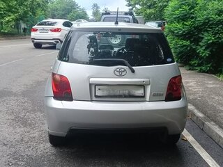 2003 Toyota Ist I, серебристый, 420000 рублей, вид 5