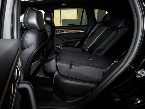 2026 Geely Monjaro I Рестайлинг, чёрный, 4954990 рублей - вид 13