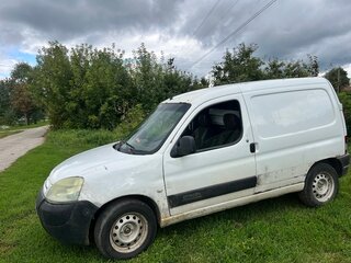 2007 Citroen Berlingo I Рестайлинг, белый, 180000 рублей, вид 3