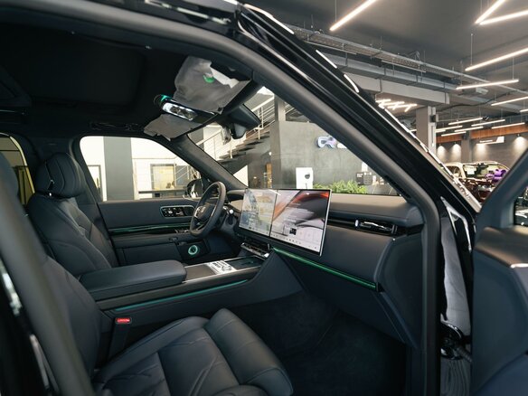 2025 Zeekr 9X 70 kWh, чёрный - вид 22
