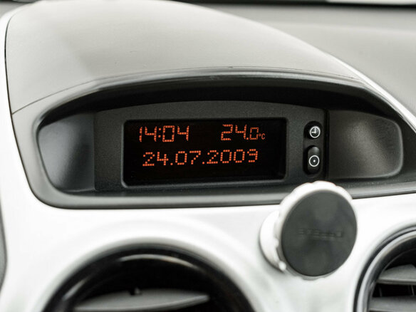 2009 Opel Corsa D, красный, 380000 рублей - вид 12