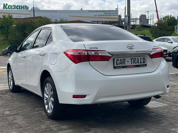 2014 Toyota Corolla XI (E160, E170, E180), белый, 1239000 рублей - вид 6