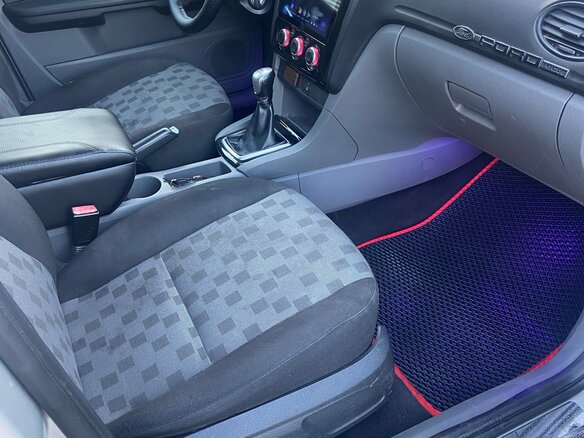 2008 Ford Focus II Рестайлинг, серебристый, 510000 рублей - вид 4