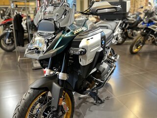 2024 BMW R 1300 GS Adventure, зелёный, 2690000 рублей, вид 4