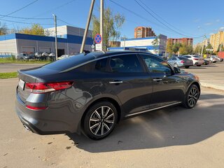 2018 Kia Optima IV Рестайлинг, серый, 1700000 рублей, вид 3