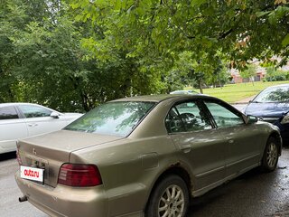 2001 Mitsubishi Galant VIII Рестайлинг, золотистый, 150000 рублей, вид 4