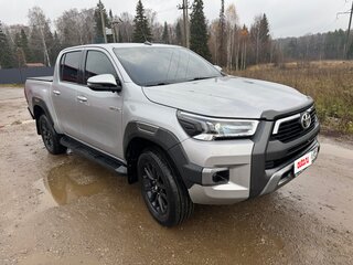 2018 Toyota Hilux VIII, серебристый, 2970000 рублей, вид 1