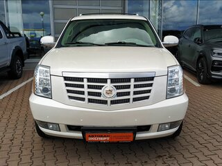 2013 Cadillac Escalade III, белый, 2200000 рублей, вид 2