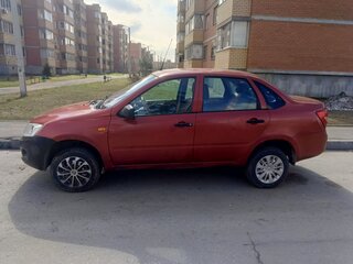 2013 Lada (ВАЗ) Granta I, красный, 180000 рублей, вид 2
