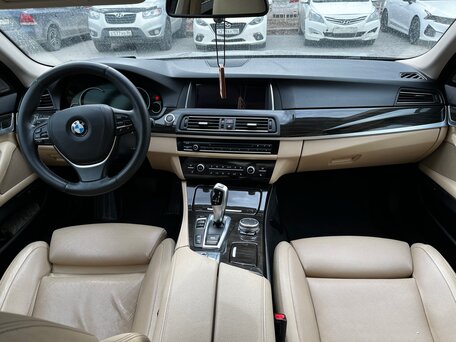 2016 BMW 5 серии 530d xDrive VI (F10/F11/F07) Рестайлинг, синий, вид 2